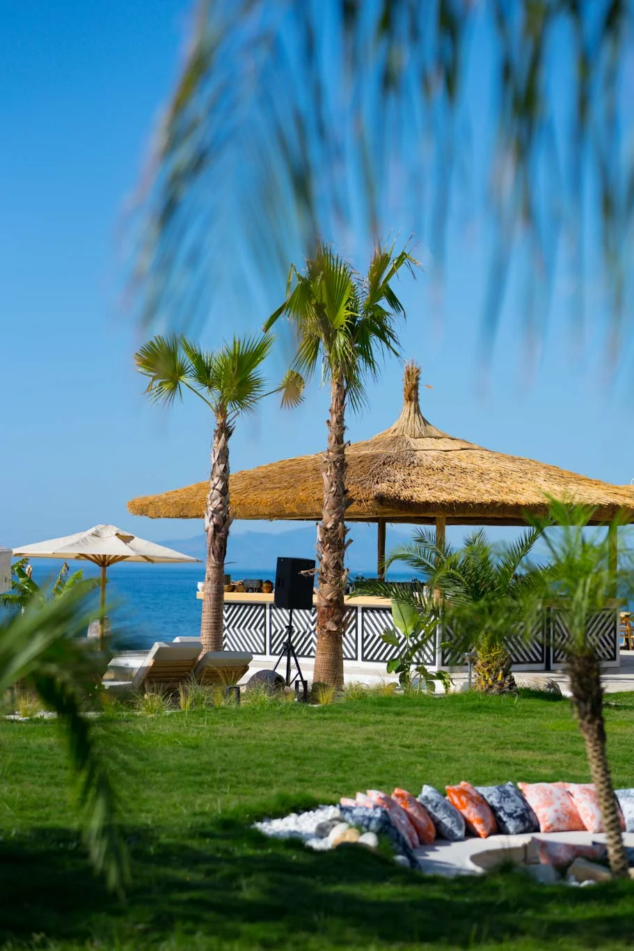 Glenn Hotel & Beach 8