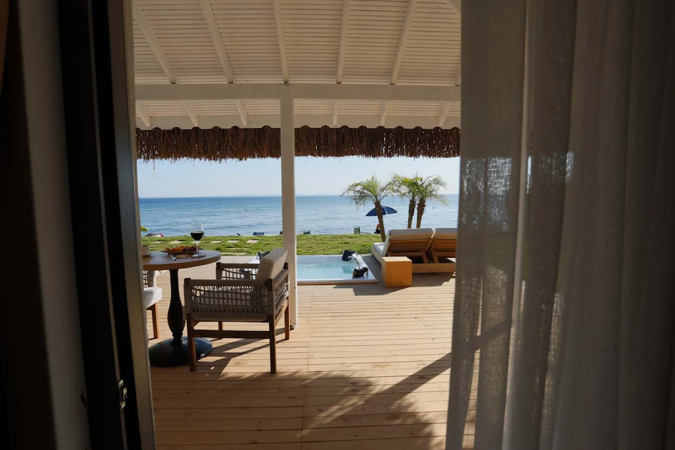 Glenn Hotel & Beach 4
